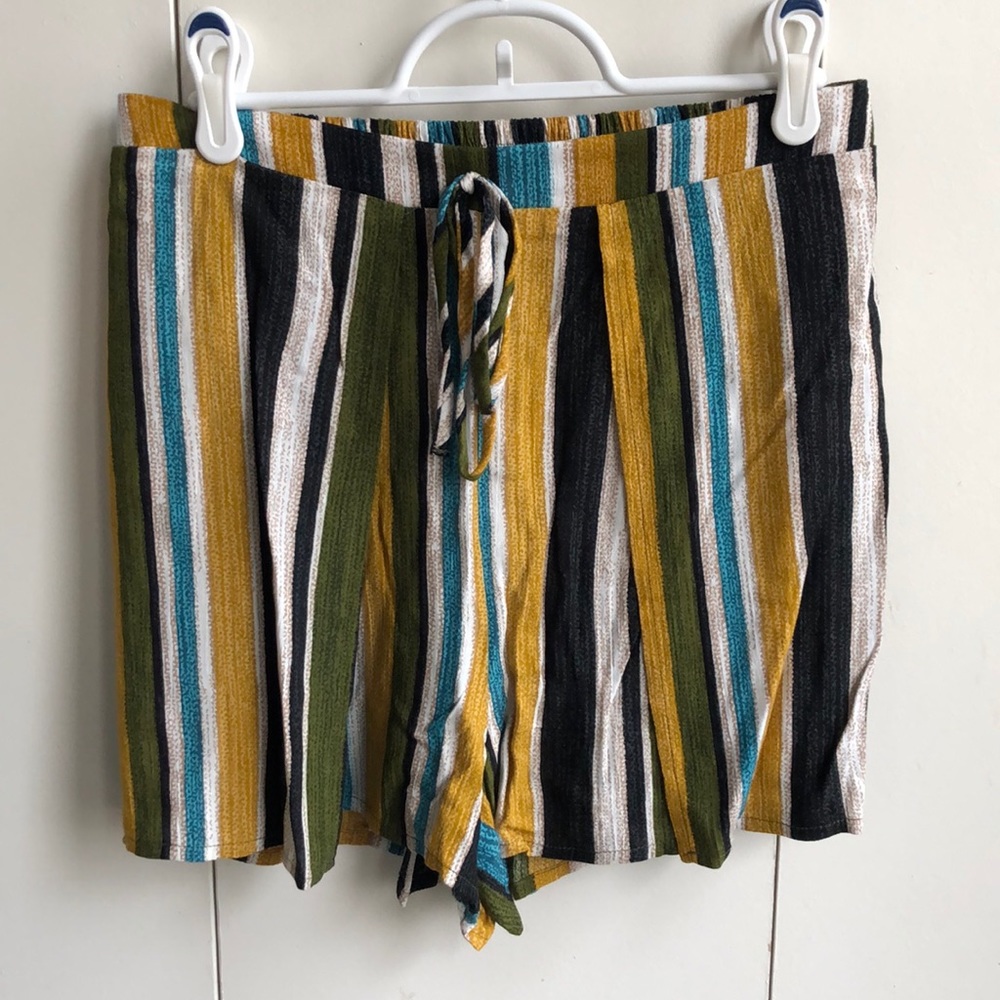 NWOT Striped Casual Flowy Shorts